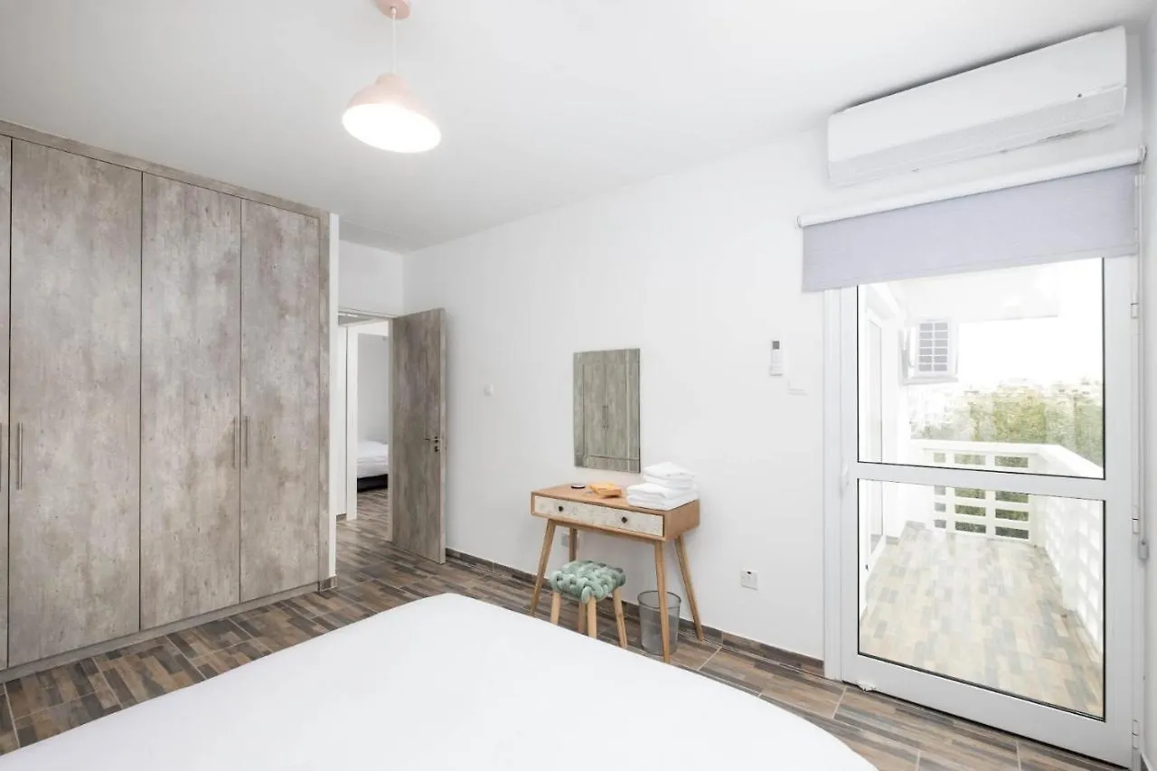 Happy Stay Apartment - Halefka Court Larnaca 0*,  Cypr
